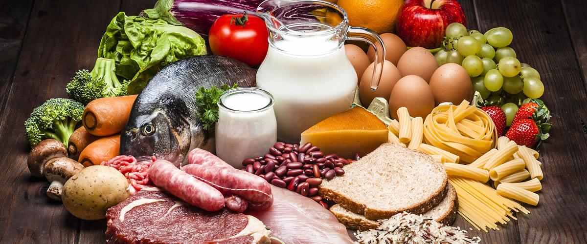 The Vital Connection Between Senior Nutrition and 